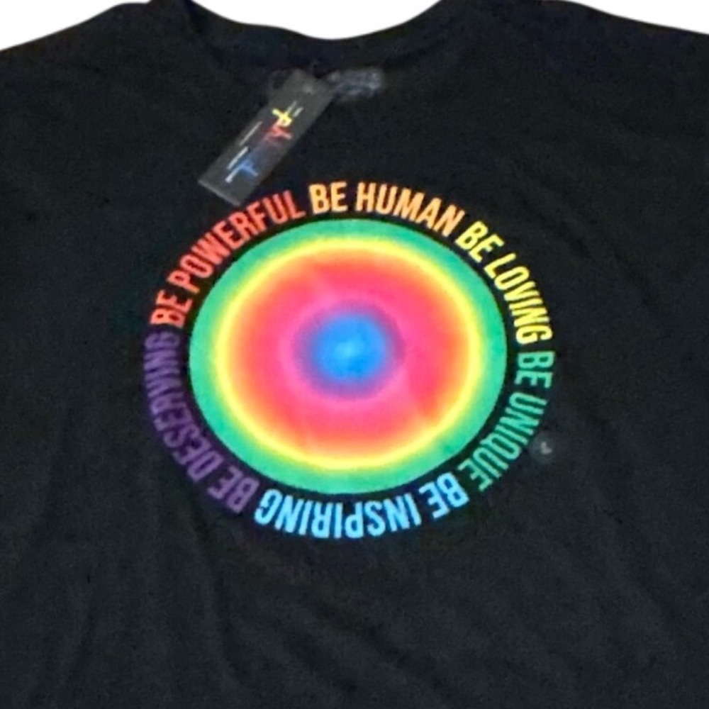 The Phluid Project‎ Black Graphic Tee Be Powerful Be Human Be Loving Size L
